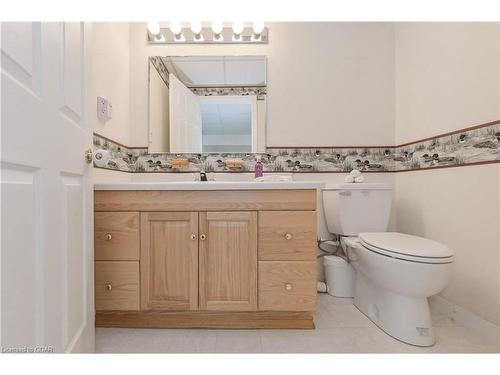 840 St George Street E, Fergus, ON - Indoor Photo Showing Bathroom