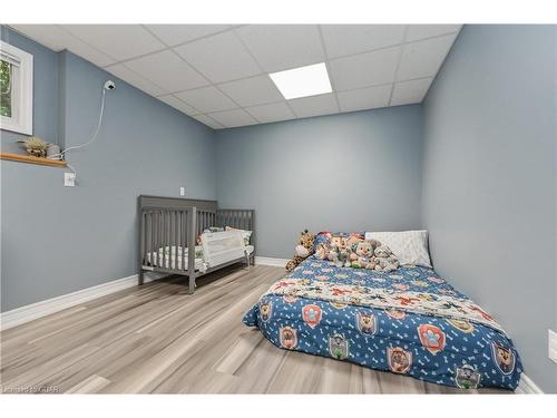 840 St George Street E, Fergus, ON - Indoor Photo Showing Bedroom