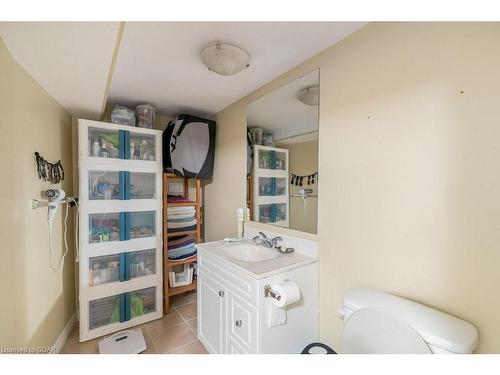 188 Alma Street N, Guelph, ON - Indoor Photo Showing Bathroom