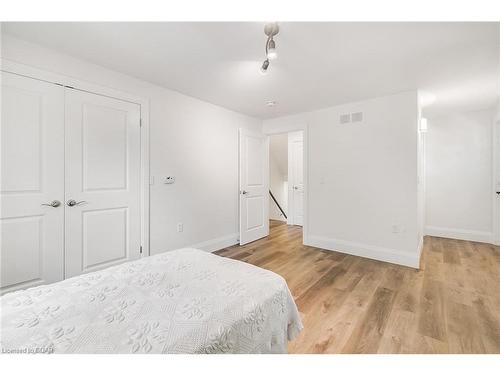 125 Richardson Street, Rockwood, ON - Indoor Photo Showing Bedroom