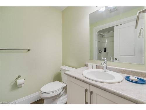 125 Richardson Street, Rockwood, ON - Indoor Photo Showing Bathroom