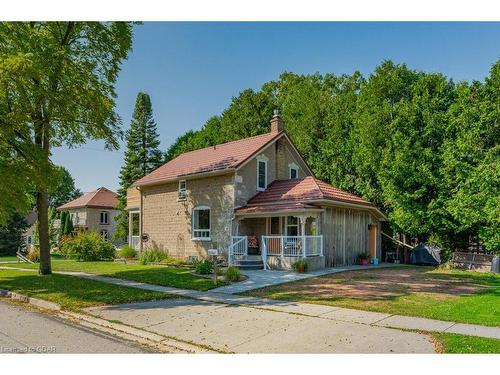 37 Shaw Avenue W, Cambridge, ON - Outdoor