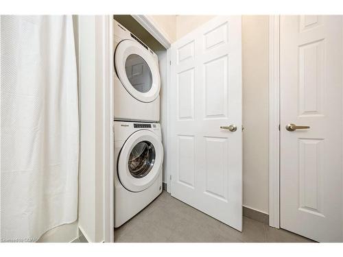 1109-716 Main Street East, Milton, ON - Indoor Photo Showing Laundry Room