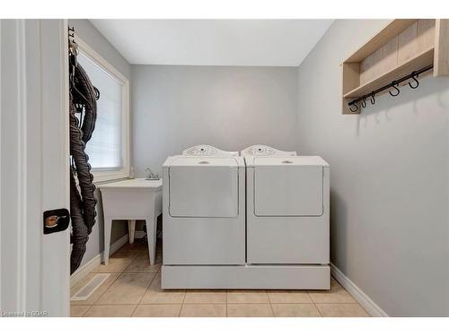 187 Milson Crescent, Guelph, ON - Indoor Photo Showing Laundry Room