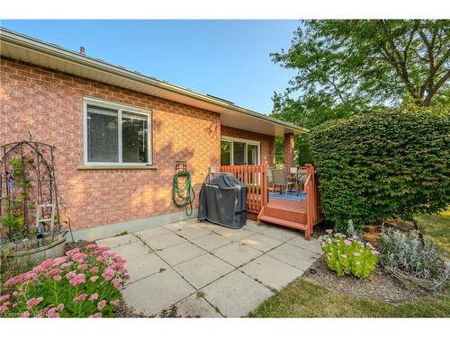 7 Beechlawn Boulevard, Guelph, ON - Outdoor With Deck Patio Veranda With Exterior