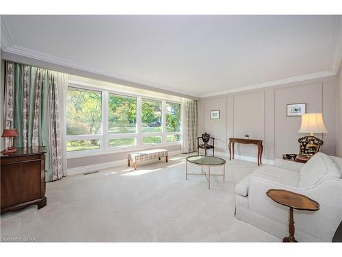 79 Lyon Avenue, Guelph, ON - Indoor Photo Showing Living Room