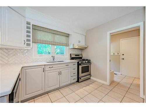 79 Lyon Avenue, Guelph, ON - Indoor Photo Showing Kitchen