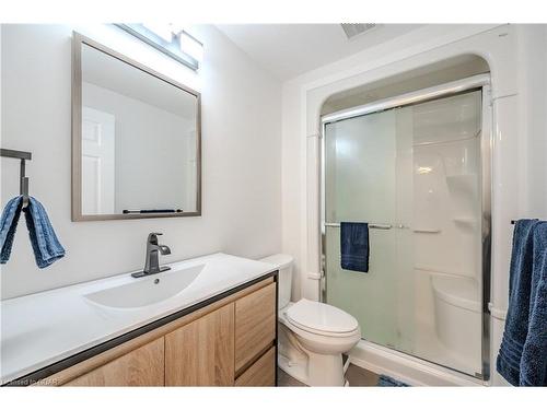 153 Starwood Drive, Guelph, ON - Indoor Photo Showing Bathroom