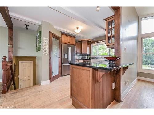 5688 Sixth Line, Rockwood, ON - Indoor Photo Showing Kitchen