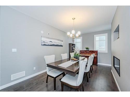 121 Lovett Lane, Guelph, ON - Indoor Photo Showing Dining Room