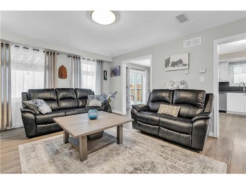 848 Scotland Street, Fergus, ON - Indoor Photo Showing Living Room