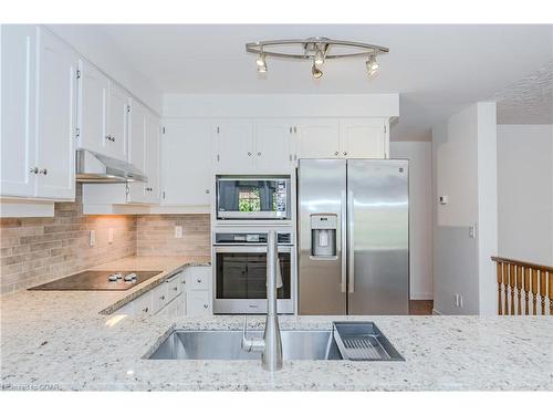 85 Hands Drive, Guelph, ON - Indoor Photo Showing Kitchen With Double Sink With Upgraded Kitchen