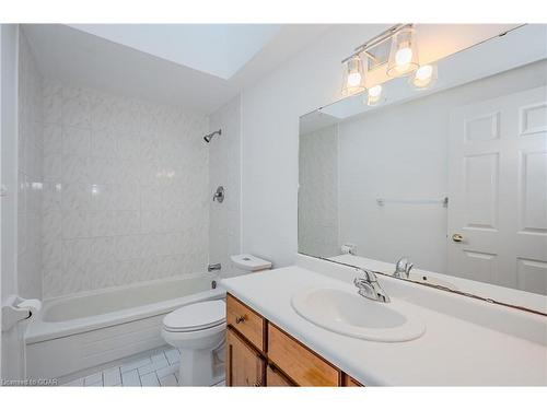 85 Hands Drive, Guelph, ON - Indoor Photo Showing Bathroom