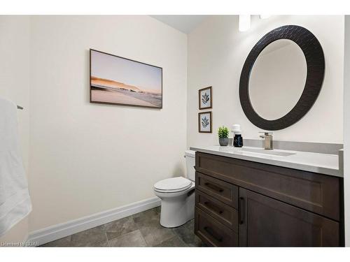 1402-1878 Gordon Street, Guelph, ON - Indoor Photo Showing Bathroom