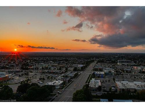 1402-1878 Gordon Street, Guelph, ON - Outdoor With View