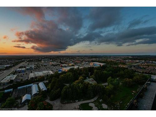 1402-1878 Gordon Street, Guelph, ON - Outdoor With View