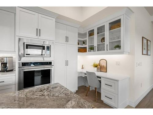 1402-1878 Gordon Street, Guelph, ON - Indoor Photo Showing Kitchen