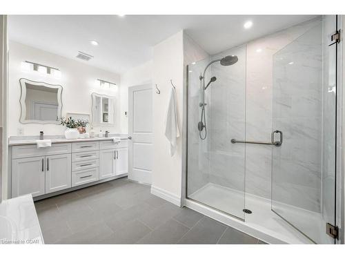 1402-1878 Gordon Street, Guelph, ON - Indoor Photo Showing Bathroom