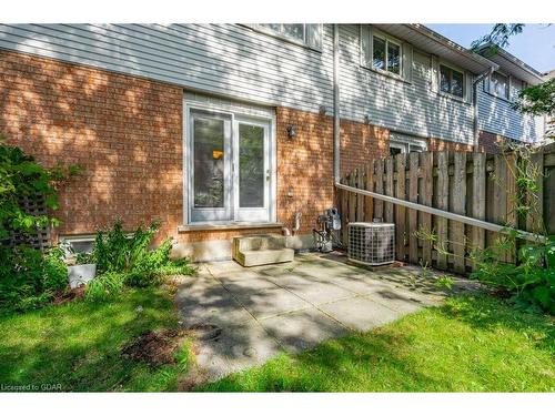 9-180 Marksam Road, Guelph, ON - Outdoor