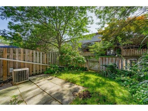 9-180 Marksam Road, Guelph, ON - Outdoor