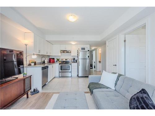 304-64 Frederick Drive, Guelph, ON - Indoor Photo Showing Kitchen With Stainless Steel Kitchen