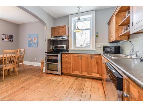 6783 Gerrie Road, Elora, ON - Indoor Photo Showing Kitchen