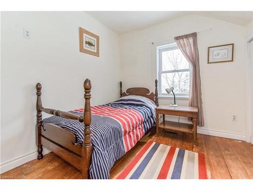 6783 Gerrie Road, Elora, ON - Indoor Photo Showing Bedroom