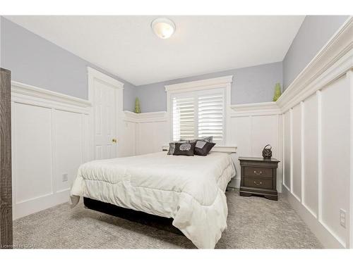 118 Scots Lane, Rockwood, ON - Indoor Photo Showing Bedroom