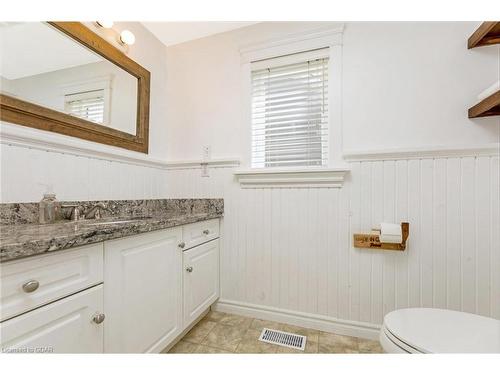 118 Scots Lane, Rockwood, ON - Indoor Photo Showing Bathroom