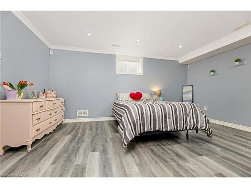 118 Scots Lane, Rockwood, ON - Indoor Photo Showing Bedroom