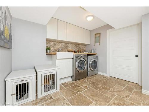 118 Scots Lane, Rockwood, ON - Indoor Photo Showing Laundry Room