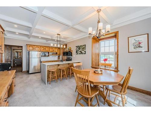 8108 Wellington Rd 22, Centre Wellington, ON - Indoor Photo Showing Dining Room