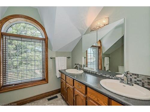 8108 Wellington Rd 22, Centre Wellington, ON - Indoor Photo Showing Bathroom