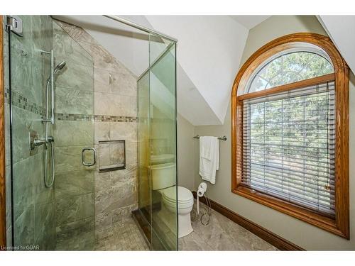 8108 Wellington Rd 22, Centre Wellington, ON - Indoor Photo Showing Bathroom