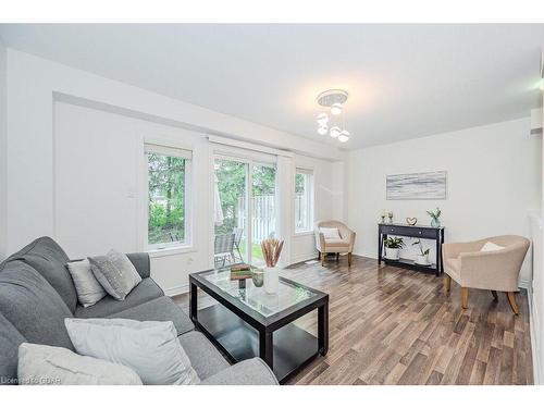 27 Arlington Crescent, Guelph, ON - Indoor Photo Showing Living Room