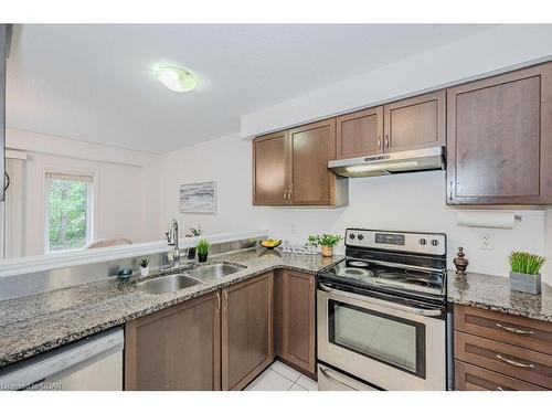 27 Arlington Crescent, Guelph, ON - Indoor Photo Showing Kitchen With Double Sink