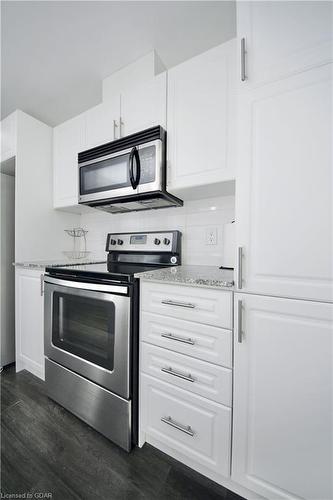 110-17 Kay Crescent, Guelph, ON - Indoor Photo Showing Kitchen With Stainless Steel Kitchen