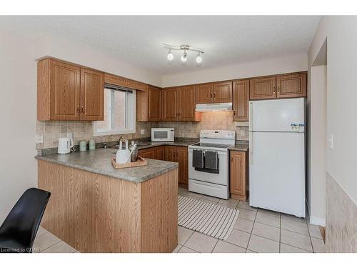 210 Rickson Avenue, Guelph, ON - Indoor Photo Showing Kitchen