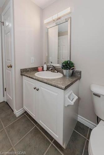 210 Rickson Avenue, Guelph, ON - Indoor Photo Showing Bathroom