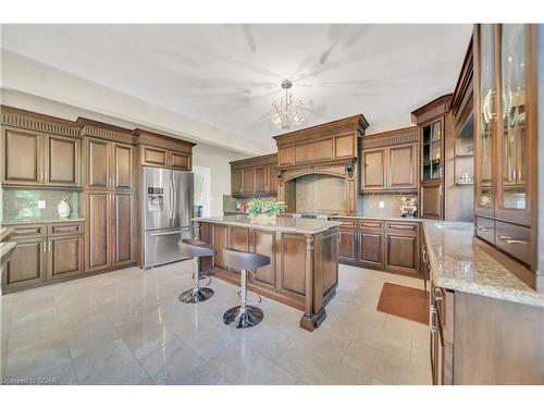 31 Lois Lane, Guelph, ON - Indoor Photo Showing Kitchen