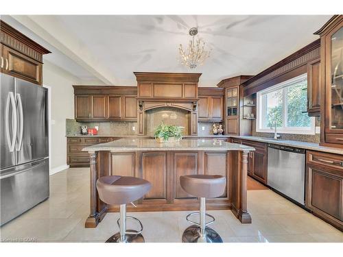 31 Lois Lane, Guelph, ON - Indoor Photo Showing Kitchen With Stainless Steel Kitchen With Upgraded Kitchen