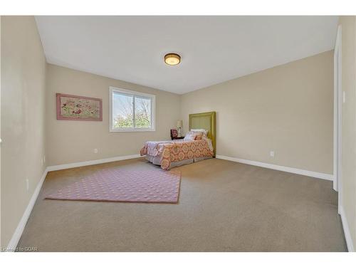 31 Lois Lane, Guelph, ON - Indoor Photo Showing Bedroom