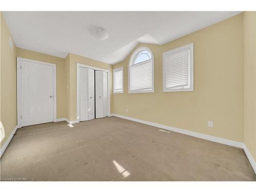 31 Lois Lane, Guelph, ON - Indoor Photo Showing Other Room