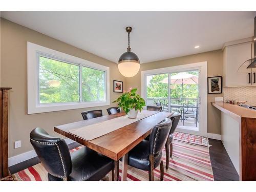 940 Watson Road S, Puslinch, ON - Indoor Photo Showing Dining Room