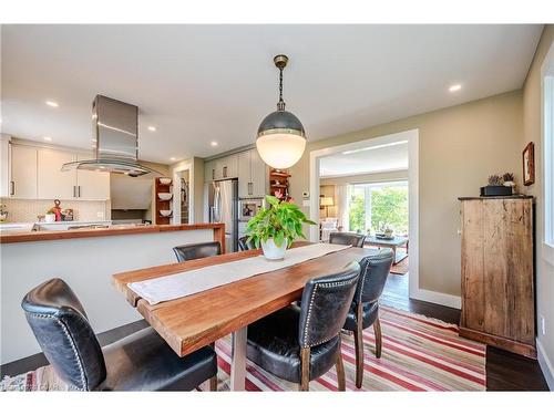 940 Watson Road S, Puslinch, ON - Indoor Photo Showing Dining Room