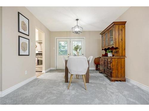 257 Brady Street, Rockwood, ON - Indoor Photo Showing Dining Room