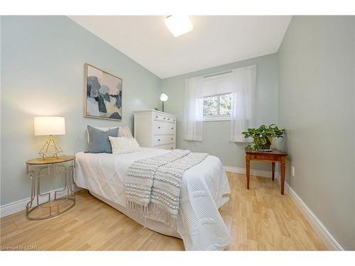 257 Brady Street, Rockwood, ON - Indoor Photo Showing Bedroom