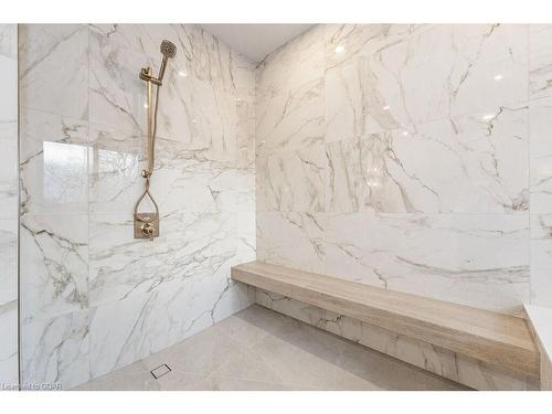 204 King Street, Guelph, ON - Indoor Photo Showing Bathroom