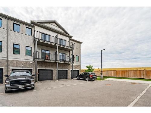 58-107 Westra Drive, Guelph, ON - Outdoor With Balcony