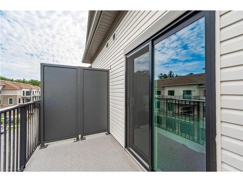 58-107 Westra Drive, Guelph, ON - Outdoor With Balcony With Exterior